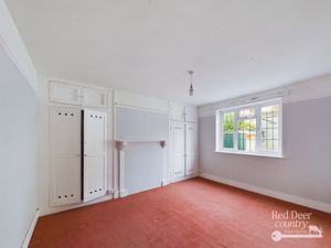 Bedroom 1- click for photo gallery